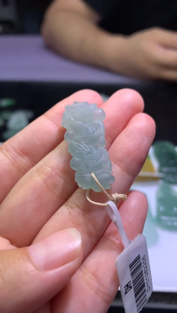 定制翡翠未镶嵌毛货