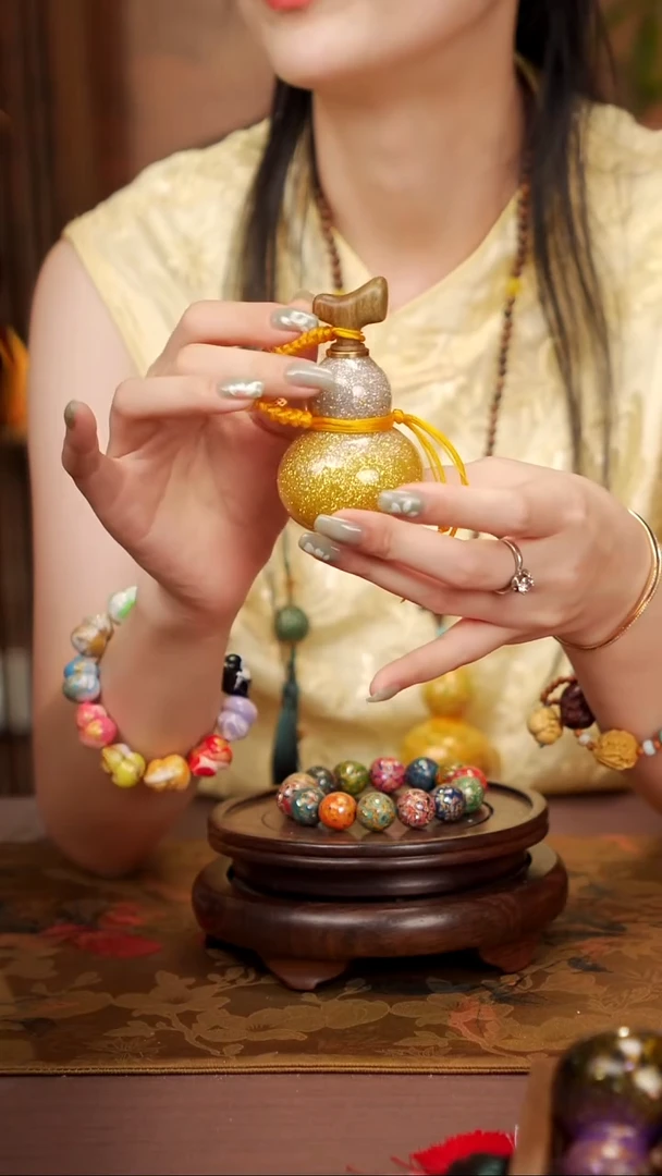 201易林大漆开口小葫芦----118