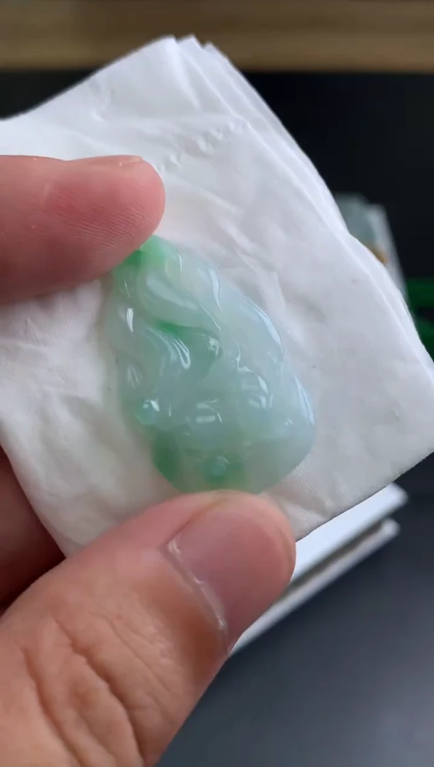 【闪购商品】定制翡翠未镶嵌翡翠