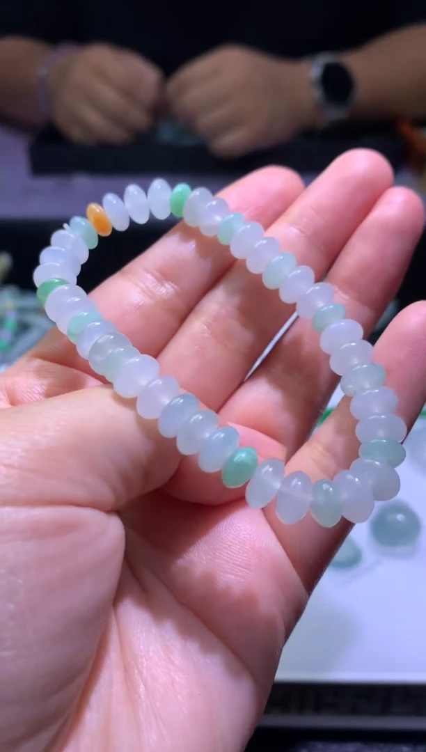 未镶嵌定制翡翠毛货