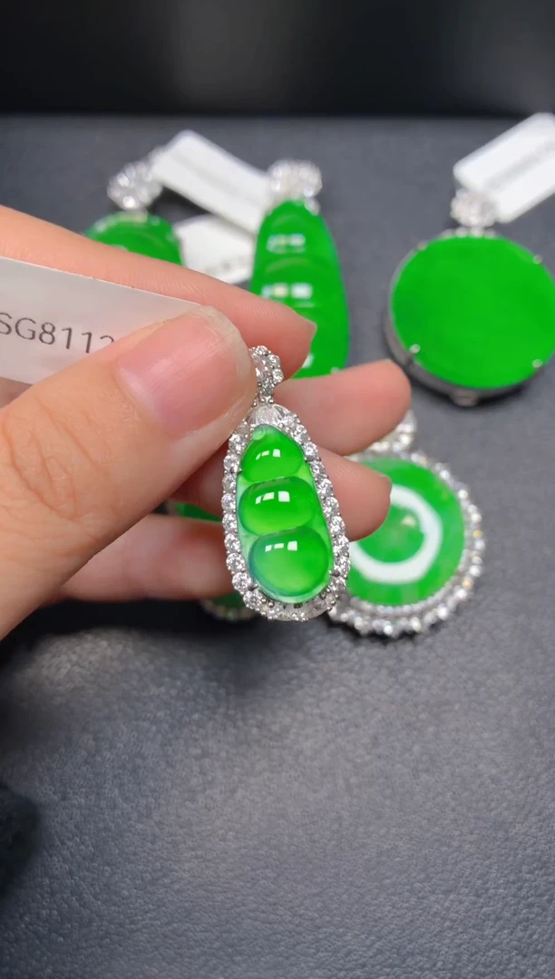 颈饰银S925镶嵌翡翠1