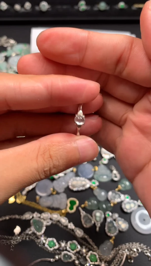 银S925镶嵌戒指翡翠高冰玻璃底戒指