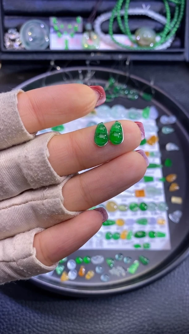 未镶嵌挂件翡翠葫芦