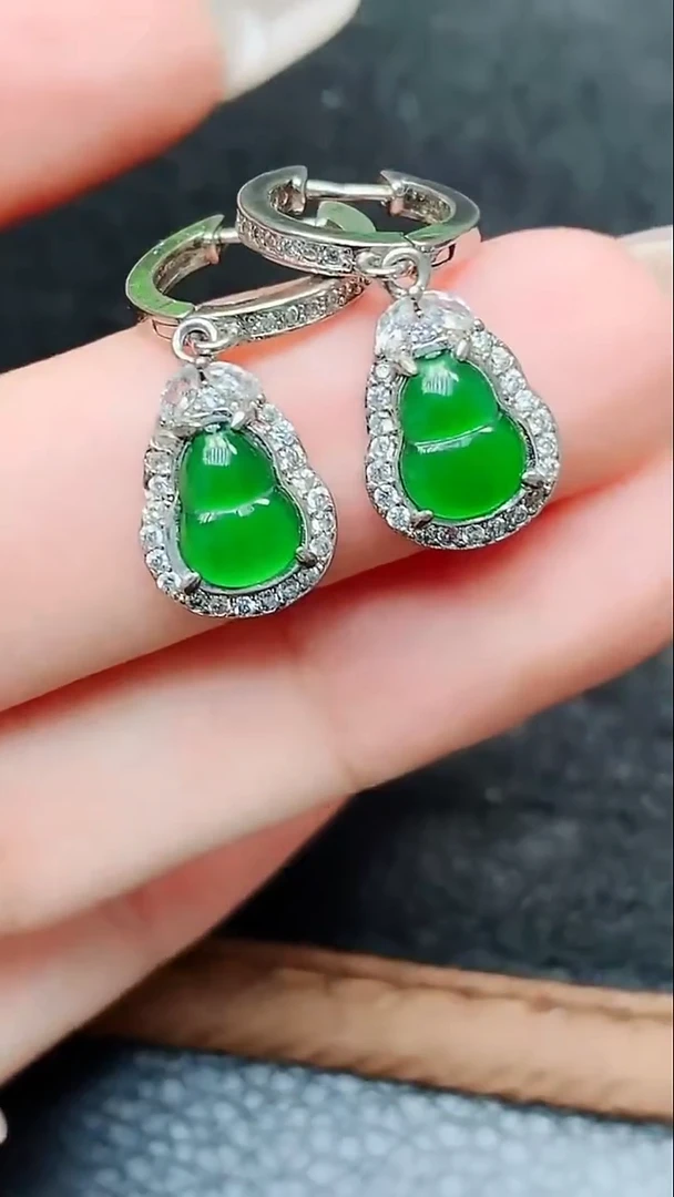 未镶嵌挂件翡翠天然翡翠