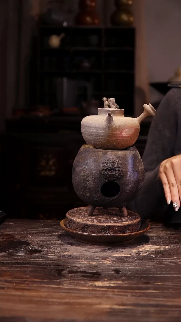 纯手工柴烧狮子侧把加三足狮子龙蛋炉