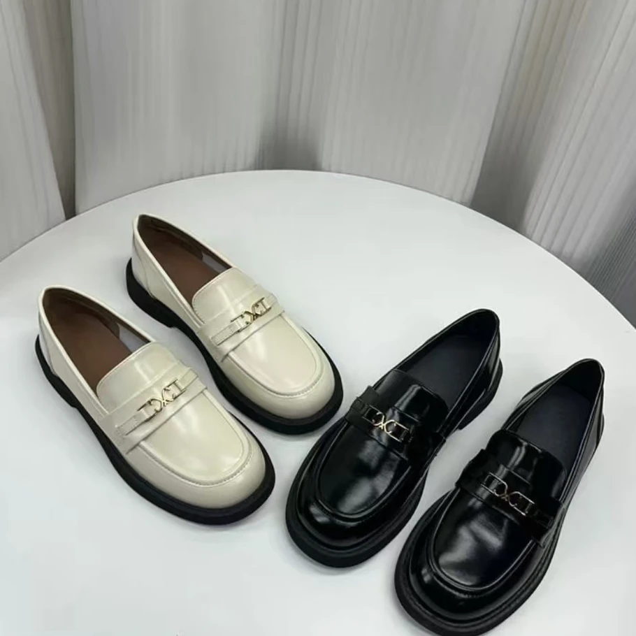 52530 新款时尚复古英伦风软底学院厚底乐福鞋