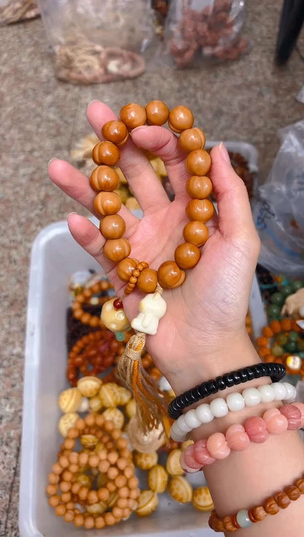 吊坠猴头核桃猴头高品屁桃手持 蘑菇