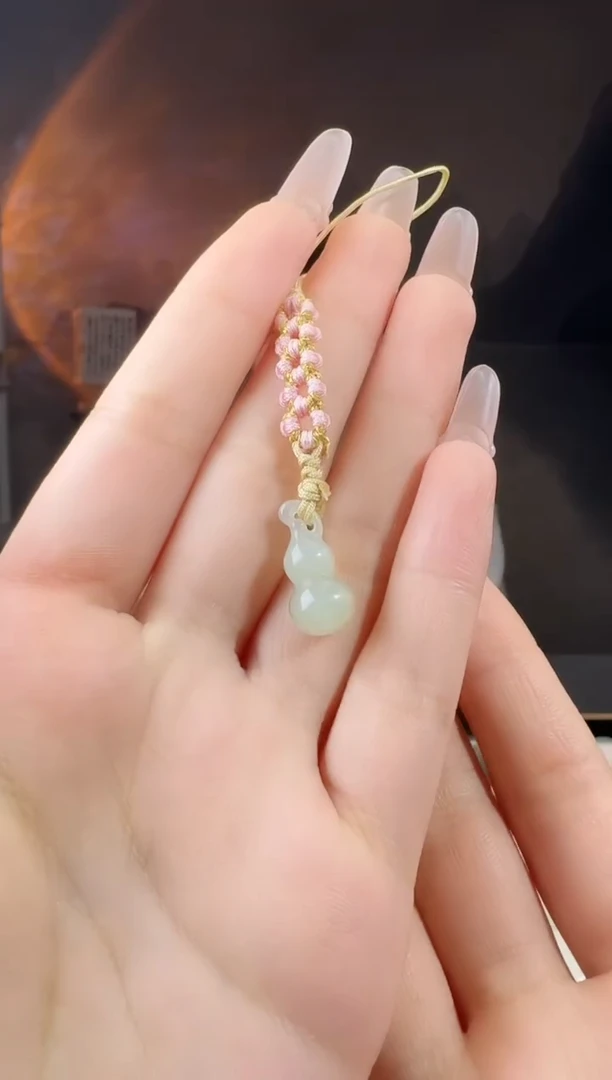 颈饰未镶嵌和田玉葫芦