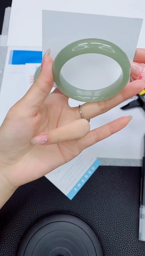 石英质玉手镯未镶嵌202-55.2