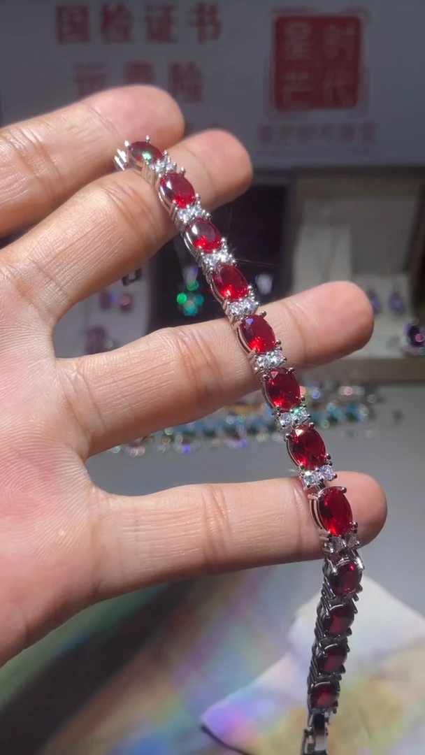 铂Pt950镶嵌手链钻石HONG ZUAN