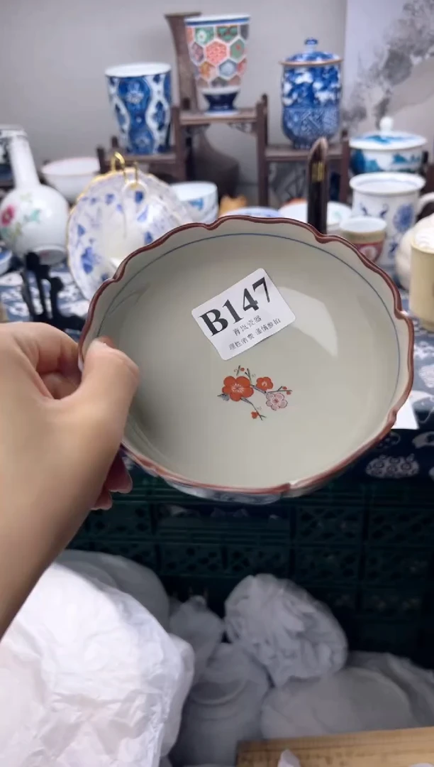 瓷片再****了  B147