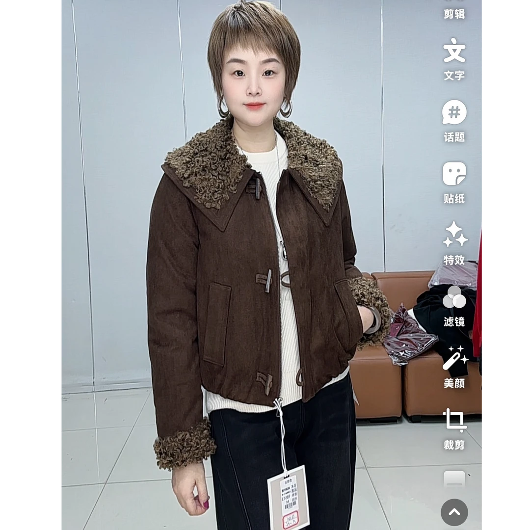 小施家高端时尚设计石墨烯反皮卷毛王领羽绒外套98513