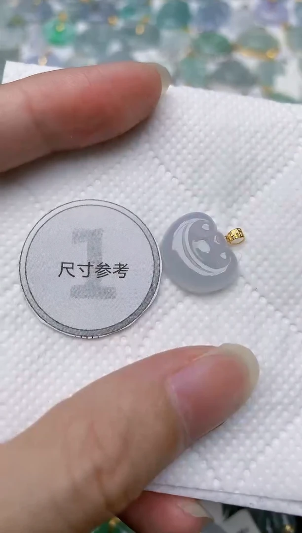 翡翠18K金镶嵌颈饰天然A货翡翠