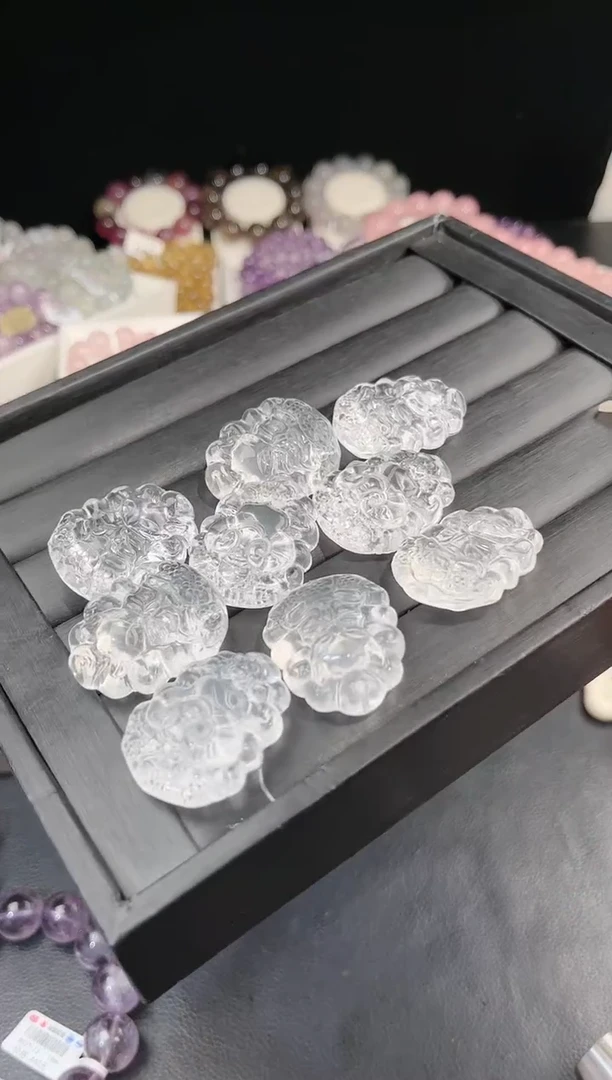 【闪购商品】水晶手链未镶嵌 多样性发一白水狐牌