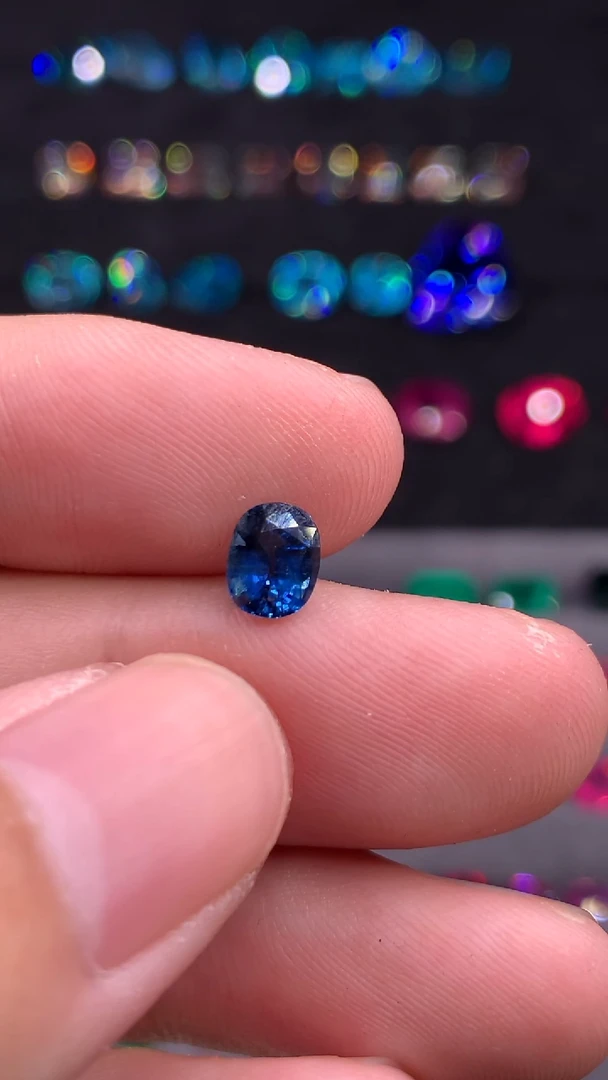裸石蓝宝石1.08克拉天然皇家蓝蓝宝石