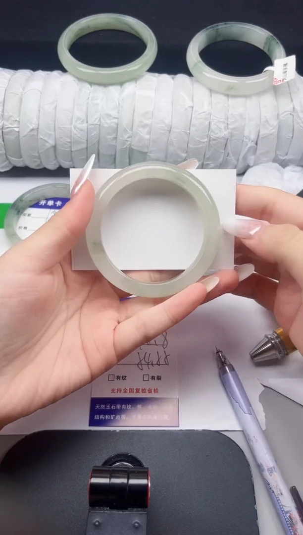 石英质玉手镯未镶嵌102-54/55