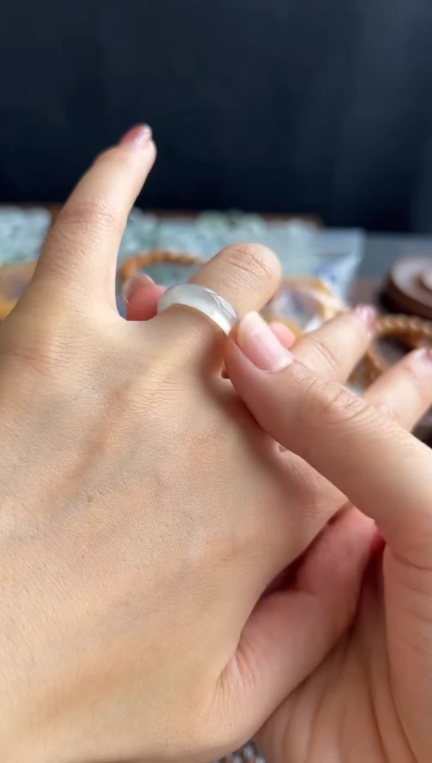 翡翠未镶嵌吊坠(不含链)705买断11