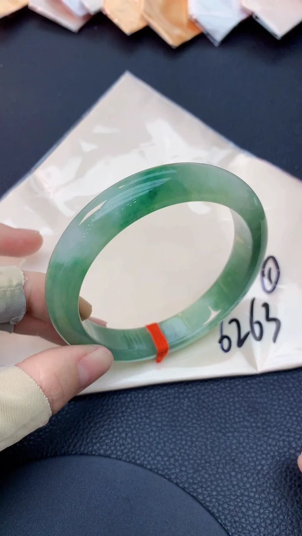 未镶嵌手镯翡翠0735531543