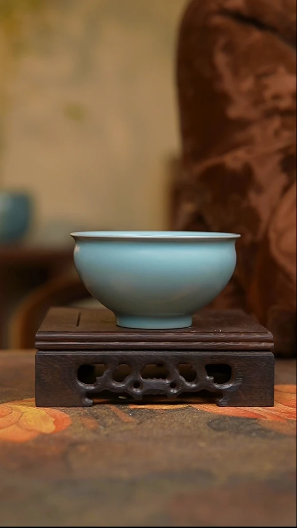 杯仿古天青束口盏杯瑕