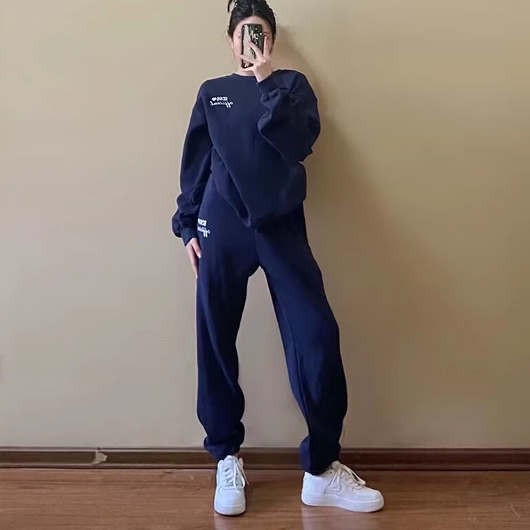 时尚套装休闲风卫衣束脚显瘦休闲圆领套装宽松网红减龄洋气