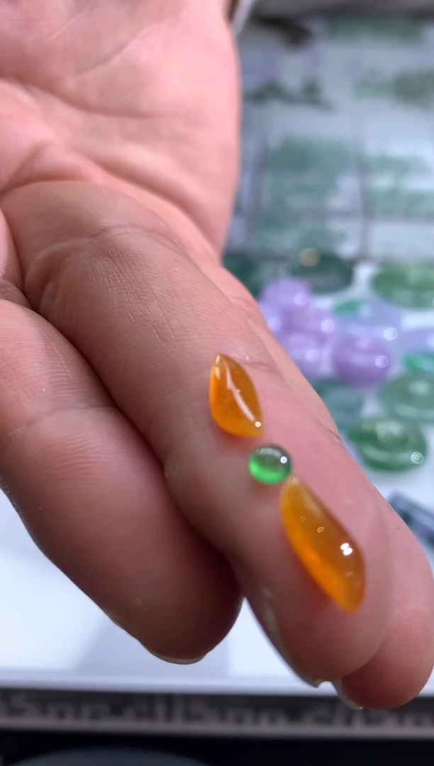 【闪购商品】定制翡翠未镶嵌翡翠