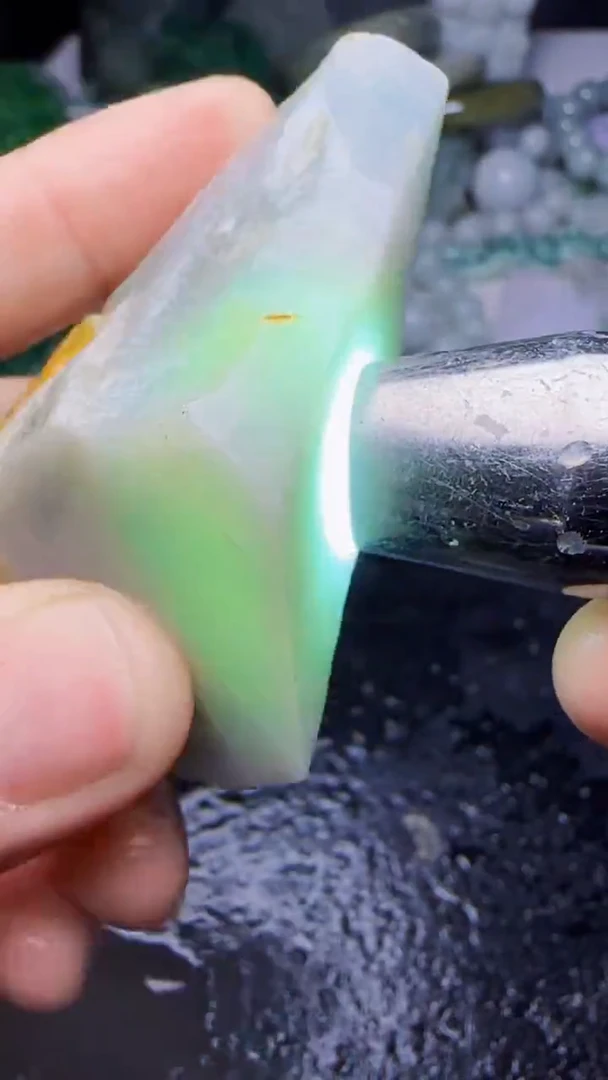 未镶嵌挂件翡翠128