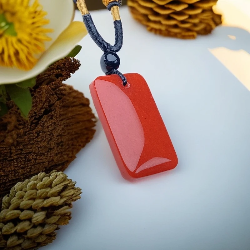 A736号精品时尚红无事牌吊坠多样性发一件