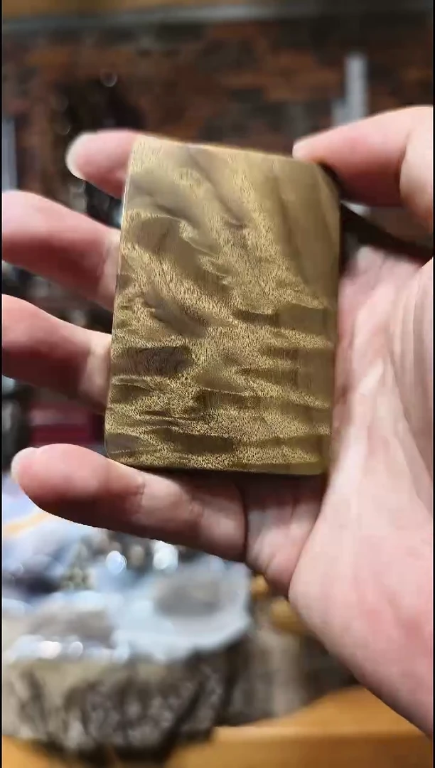 金丝楠无事牌手把件