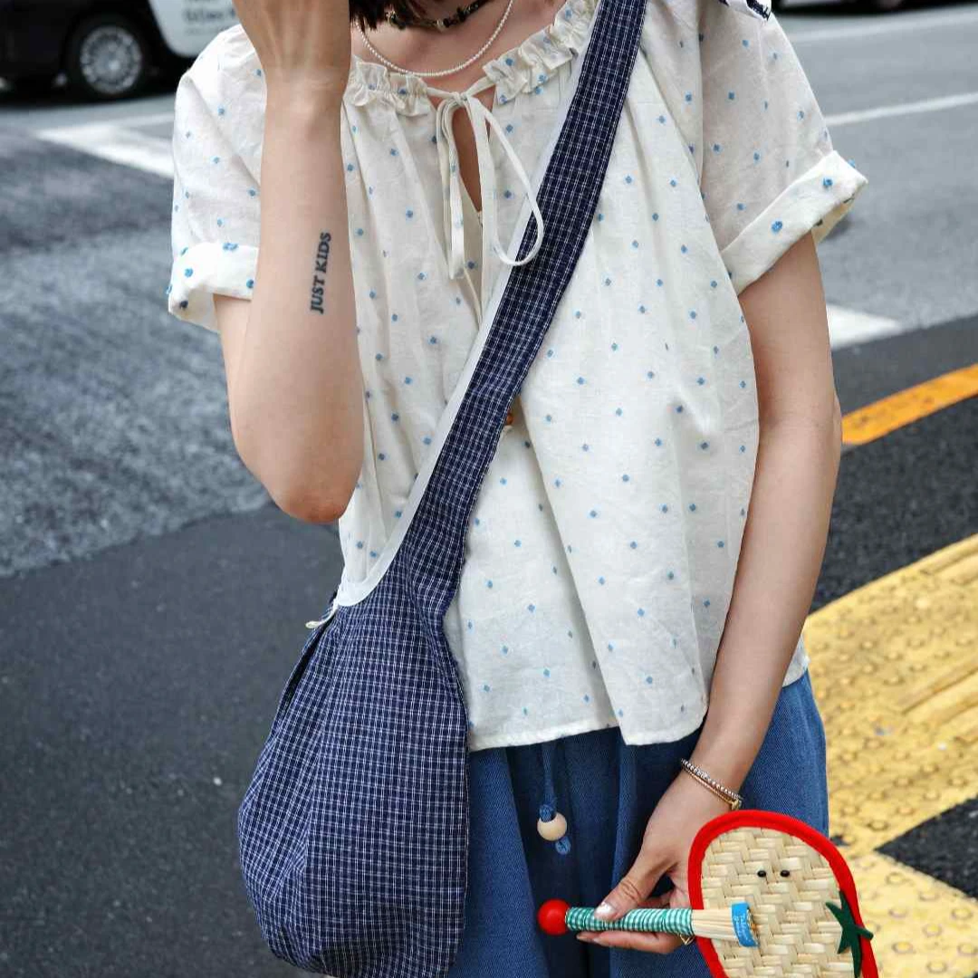 「白描工作间」"多洛米蒂"汉麻棉菱格提花系带木耳边短袖衬衫小衫