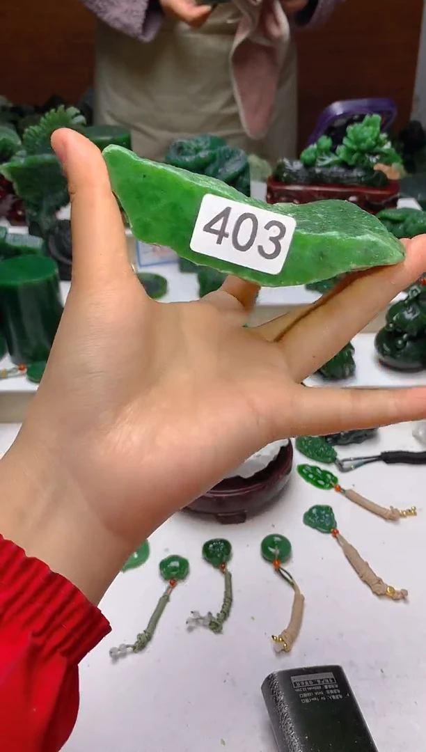 未镶嵌和田玉挂件1