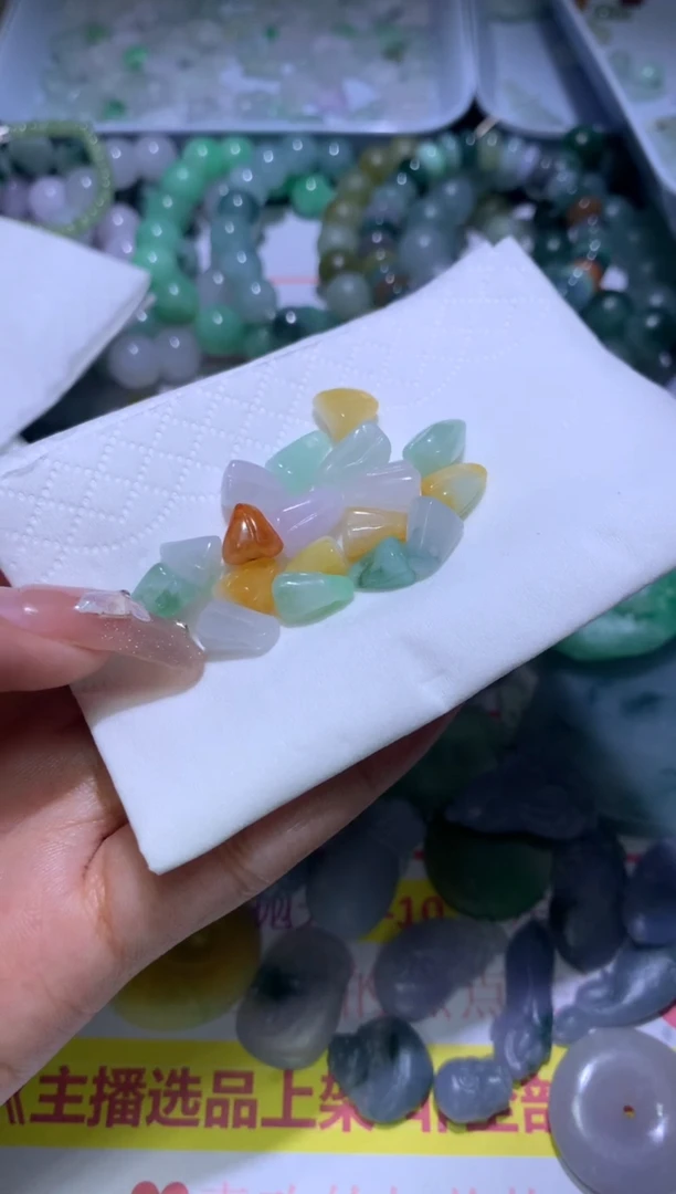 【闪购商品】定制翡翠未镶嵌CXX004695