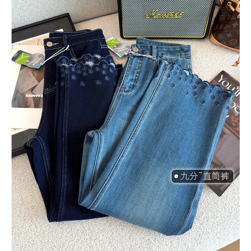 巨显腿直~刺绣花边牛仔裤女秋季新款梨形身材弹力高腰直筒九分裤