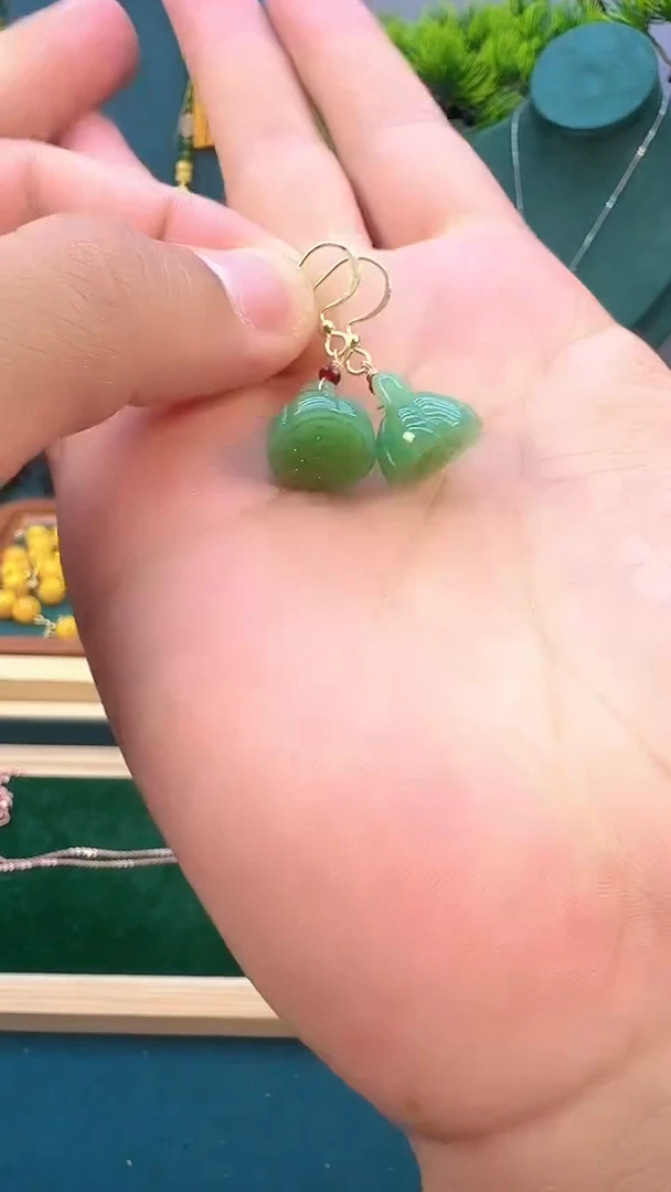 和田玉14K金镶嵌耳饰E59