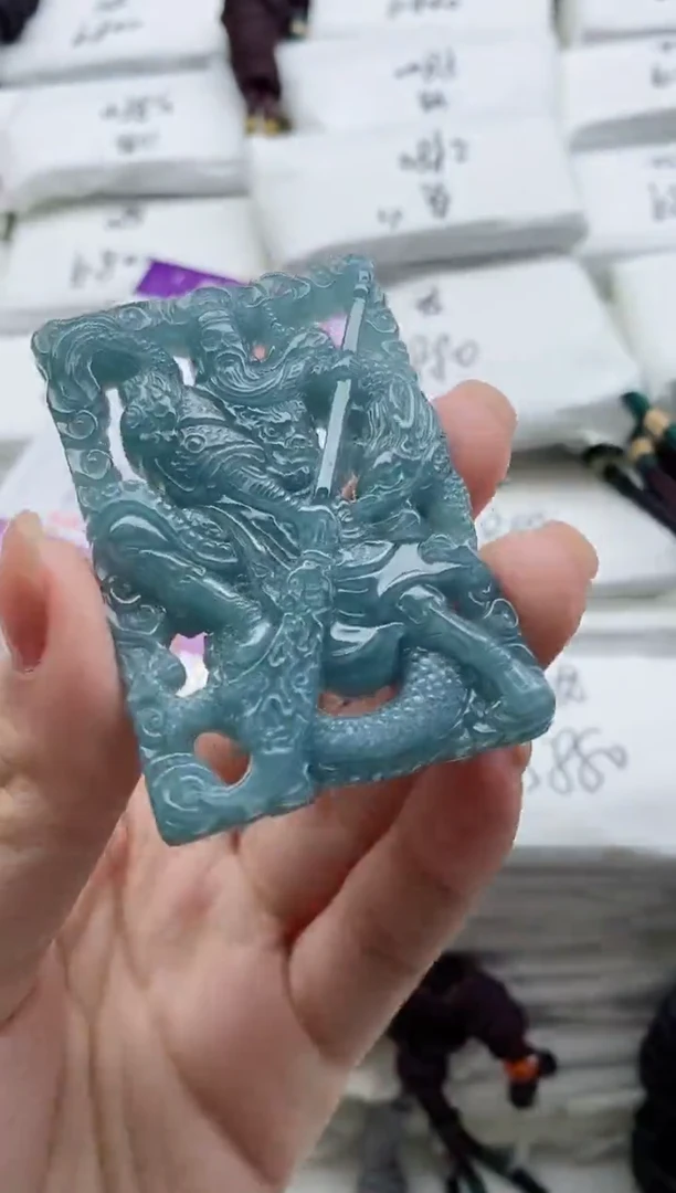 颈饰未镶嵌翡翠8
