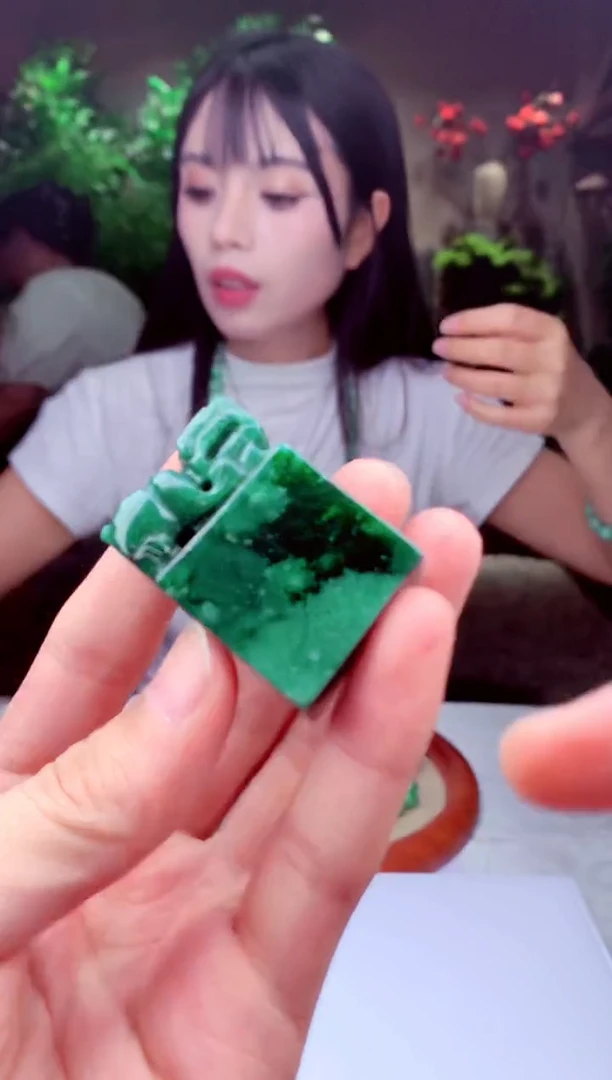 翡翠未镶嵌颈饰天然翡翠（拍一发一）