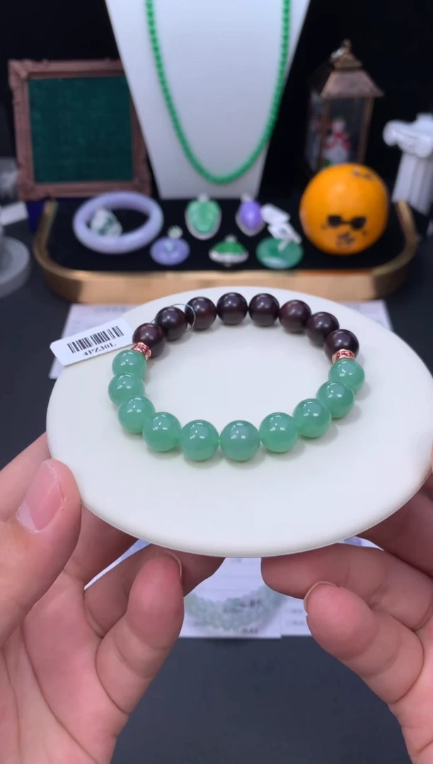 未镶嵌定制翡翠48小时鉴赏期 退货不扣服务费