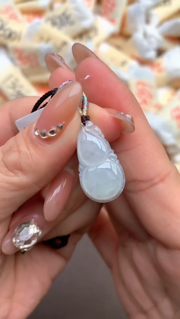 【闪购商品】翡翠颈饰未镶嵌 —