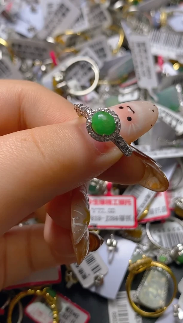 银S925镶嵌戒指翡翠百内无证书