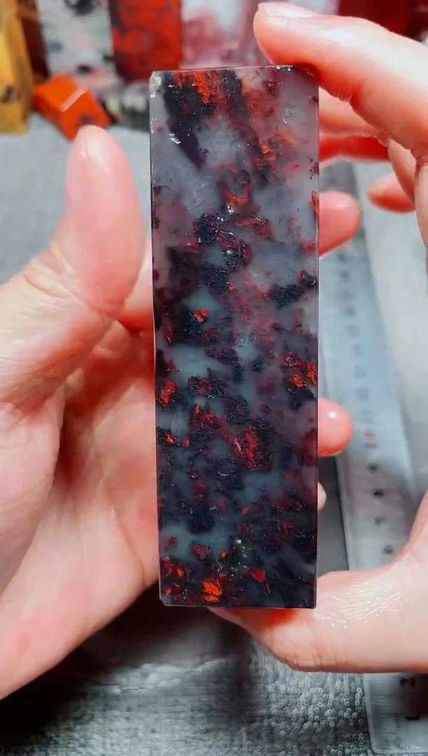 玉桂林鸡血玉素章3.0左右--20