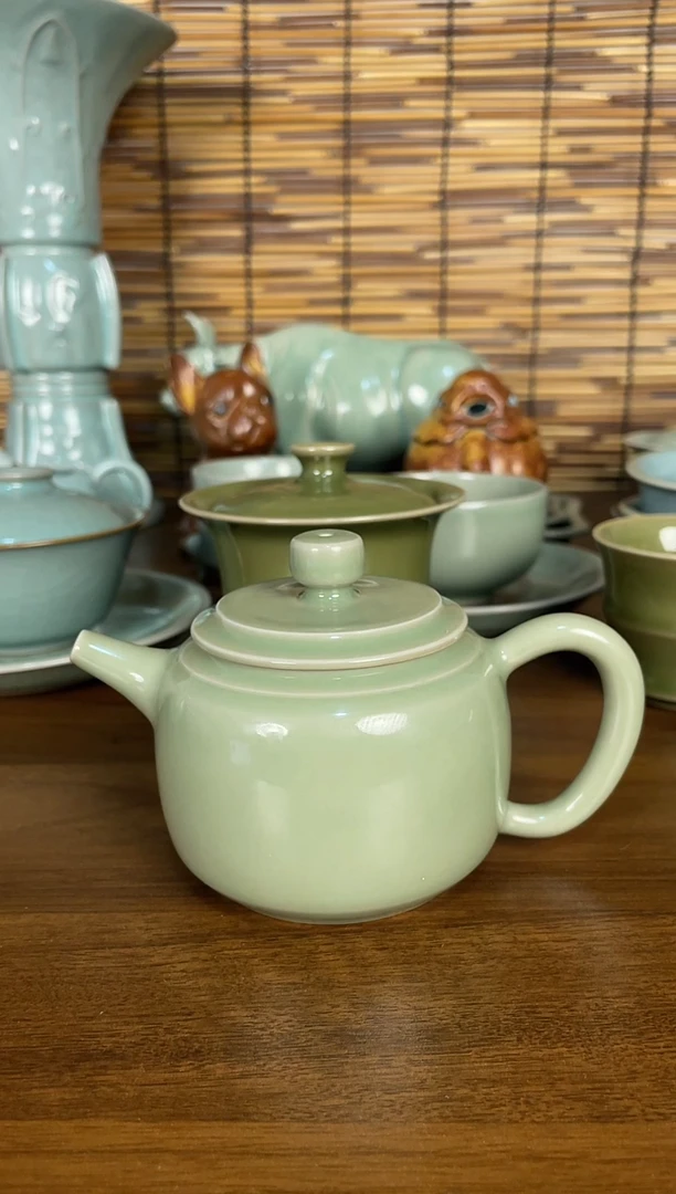 其他瓷左*手工青绿釉匏樽壶