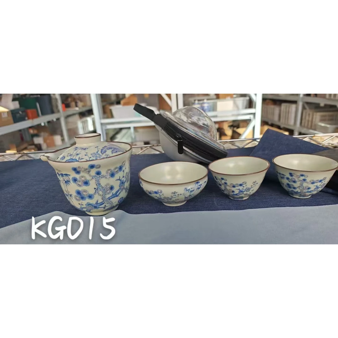 H0075-青花缠枝莲旅行套