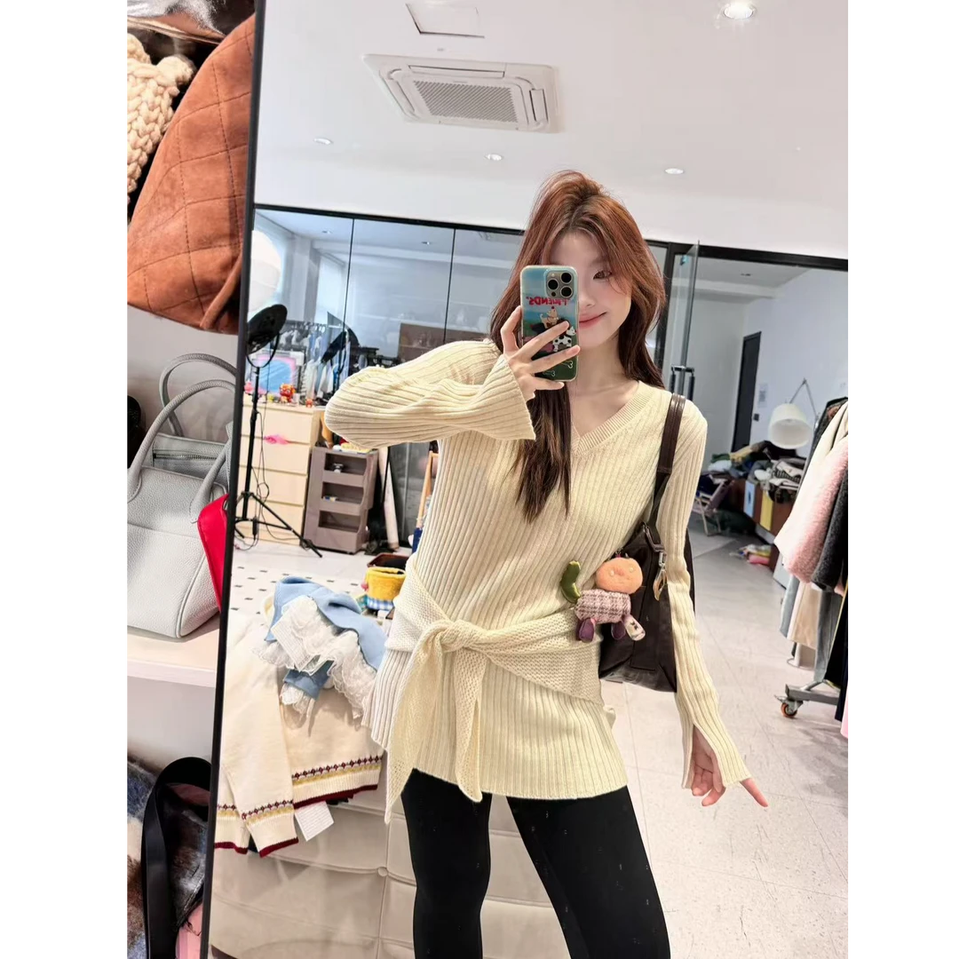 晶咕【淡人系！】韩系竖坑条V领长袖针织上衣+百搭可披肩三角巾