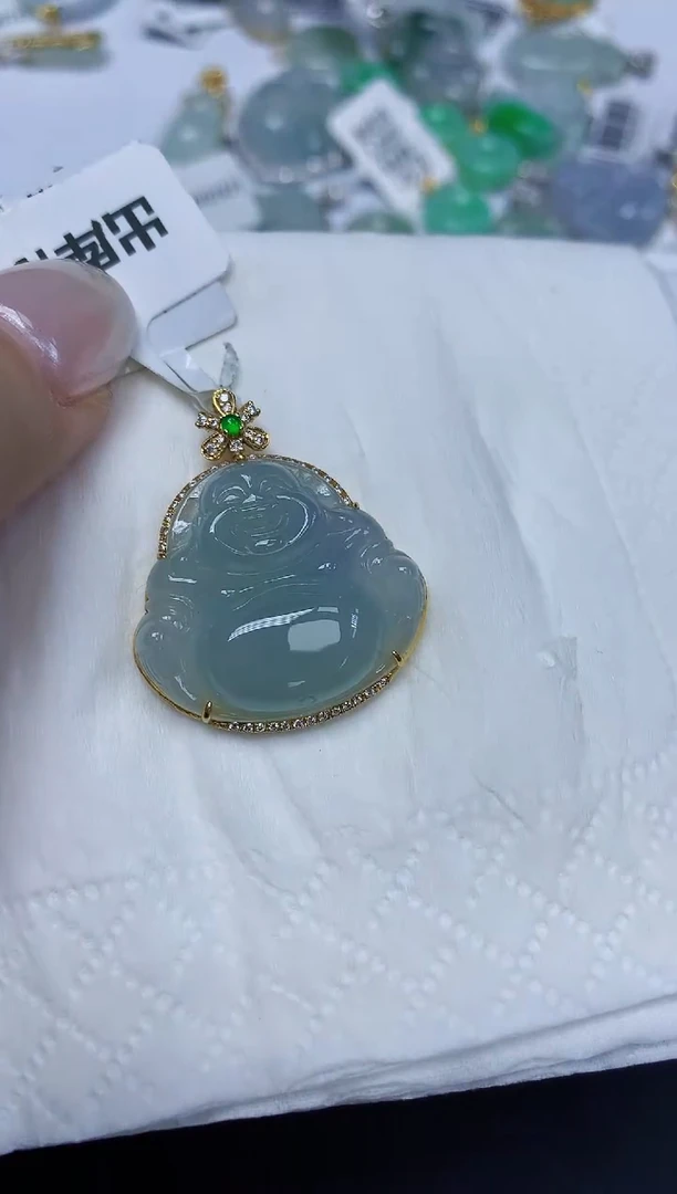 翡翠18K金镶嵌颈饰天然缅甸翡翠A货