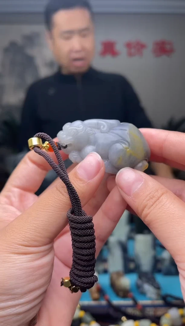 未镶嵌和田玉挂件1