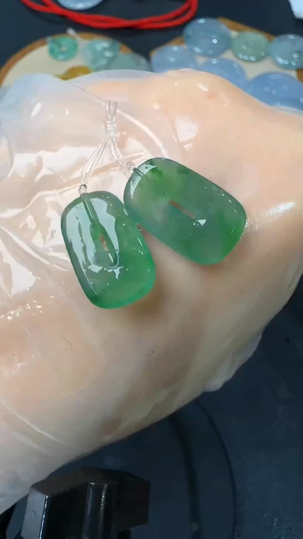 【闪购商品】定制翡翠未镶嵌毛货140