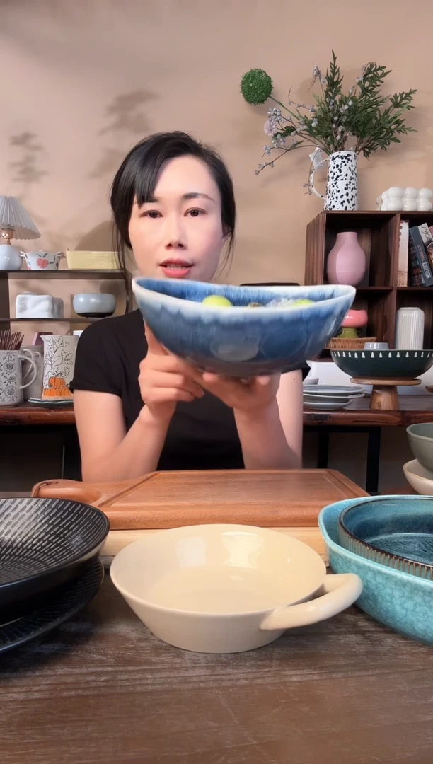 8.6英寸窑变蓝元宝碗微瑕