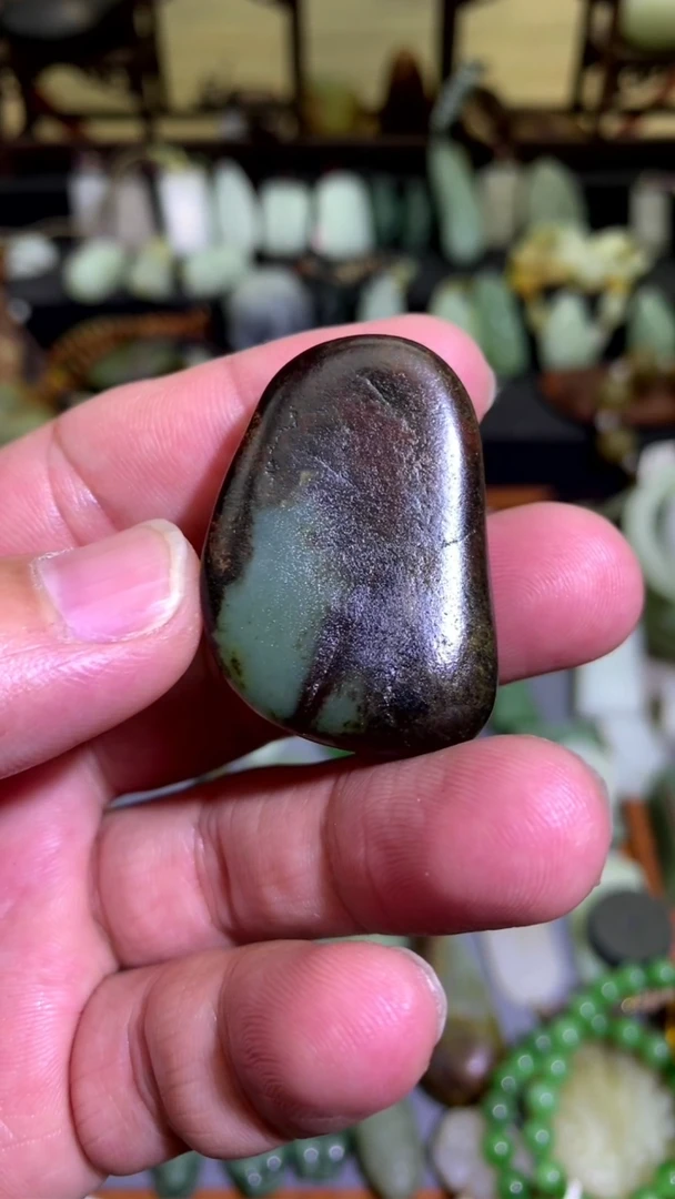 【闪购商品】和田玉颈饰未镶嵌子料沙枣青红皮