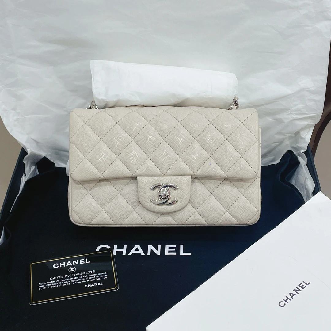 95新 Chanel/香奈儿  浅灰色大mini cf 26开单肩包