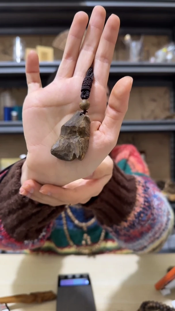 【闪购商品】沉香吊坠42号棋楠包头吊坠