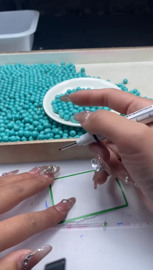 【闪购商品】玛瑙/玉髓颈饰未镶嵌w408高瓷绿*松8mm*25颗